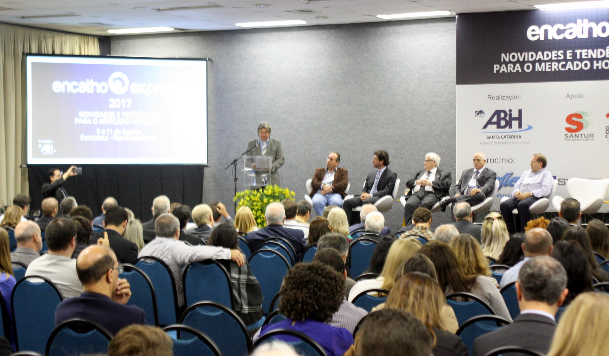 encatho abertura